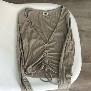 Aritzia Sunday Best Cropped Long Sleeve - Light Green - Small